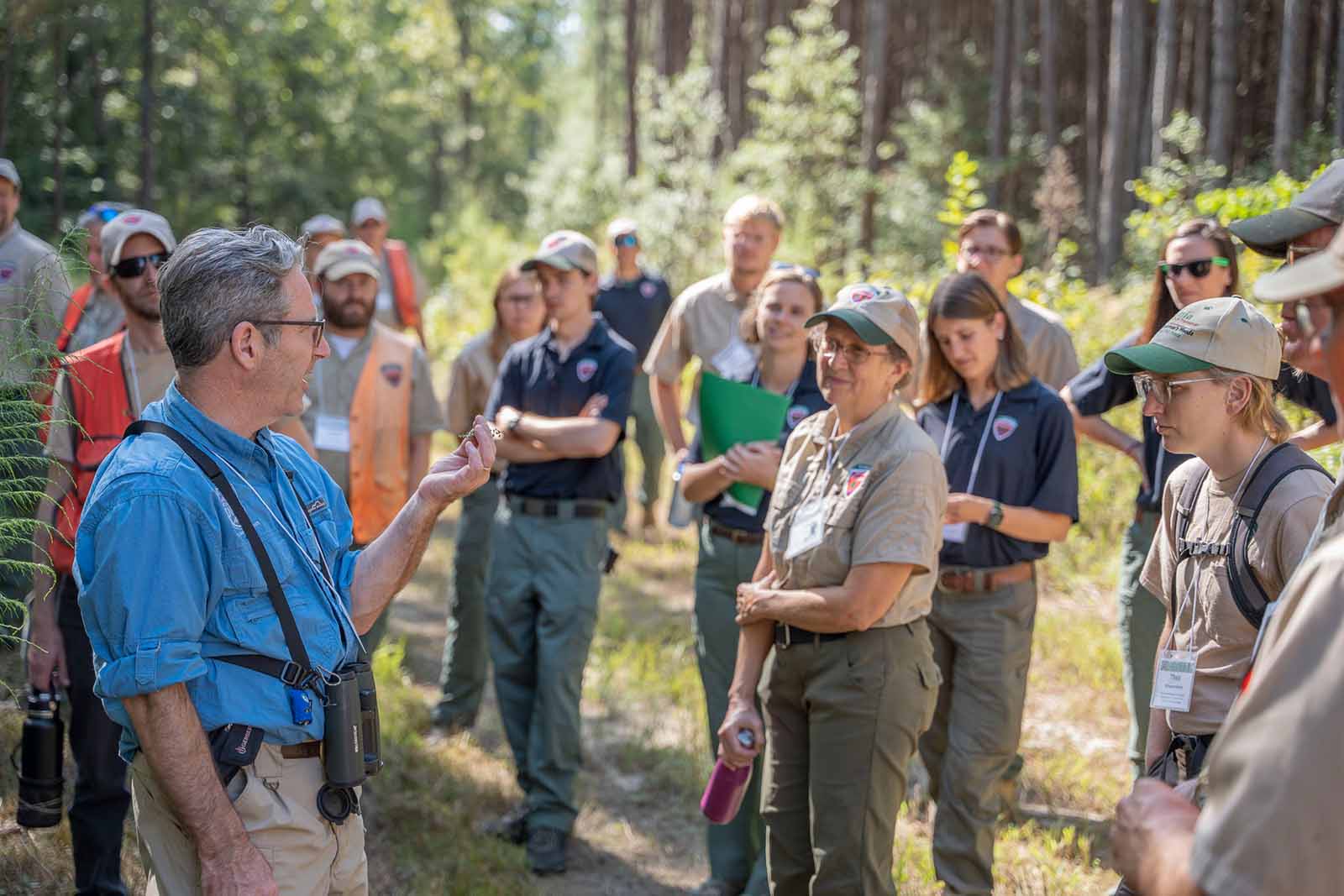 Compartiendo conocimientos con los forestales