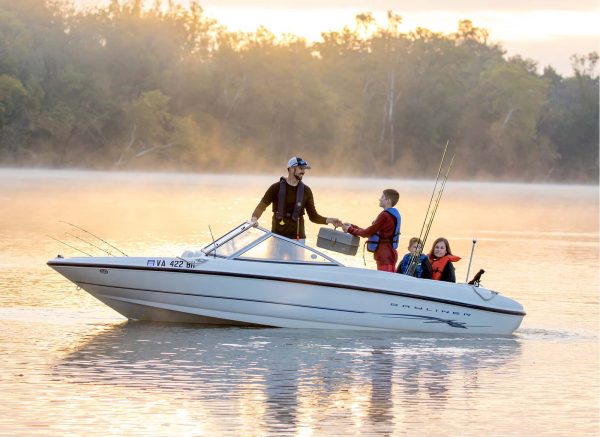 Una imagen de un barco