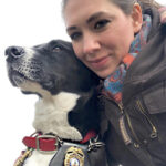 Meghan Marchetti y el retirado K9 Comet.